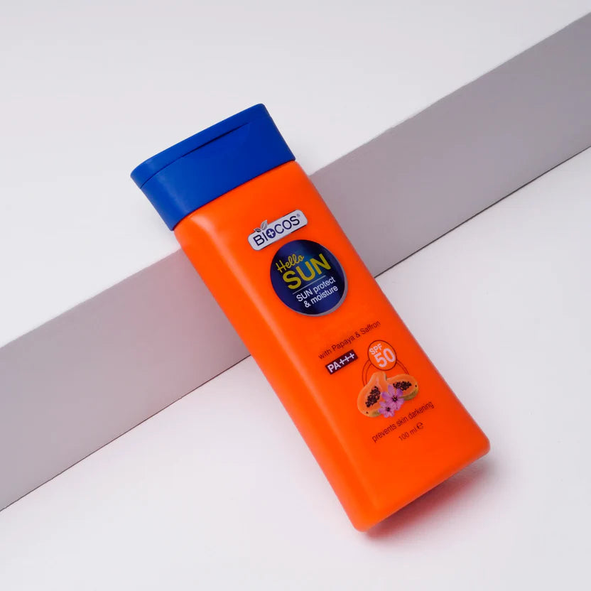 Sunscreen Lotion SPF 50 Ultra Hydration With Hyaluronic Acid Papaya & Saffron Natural Radiance Water Resistant