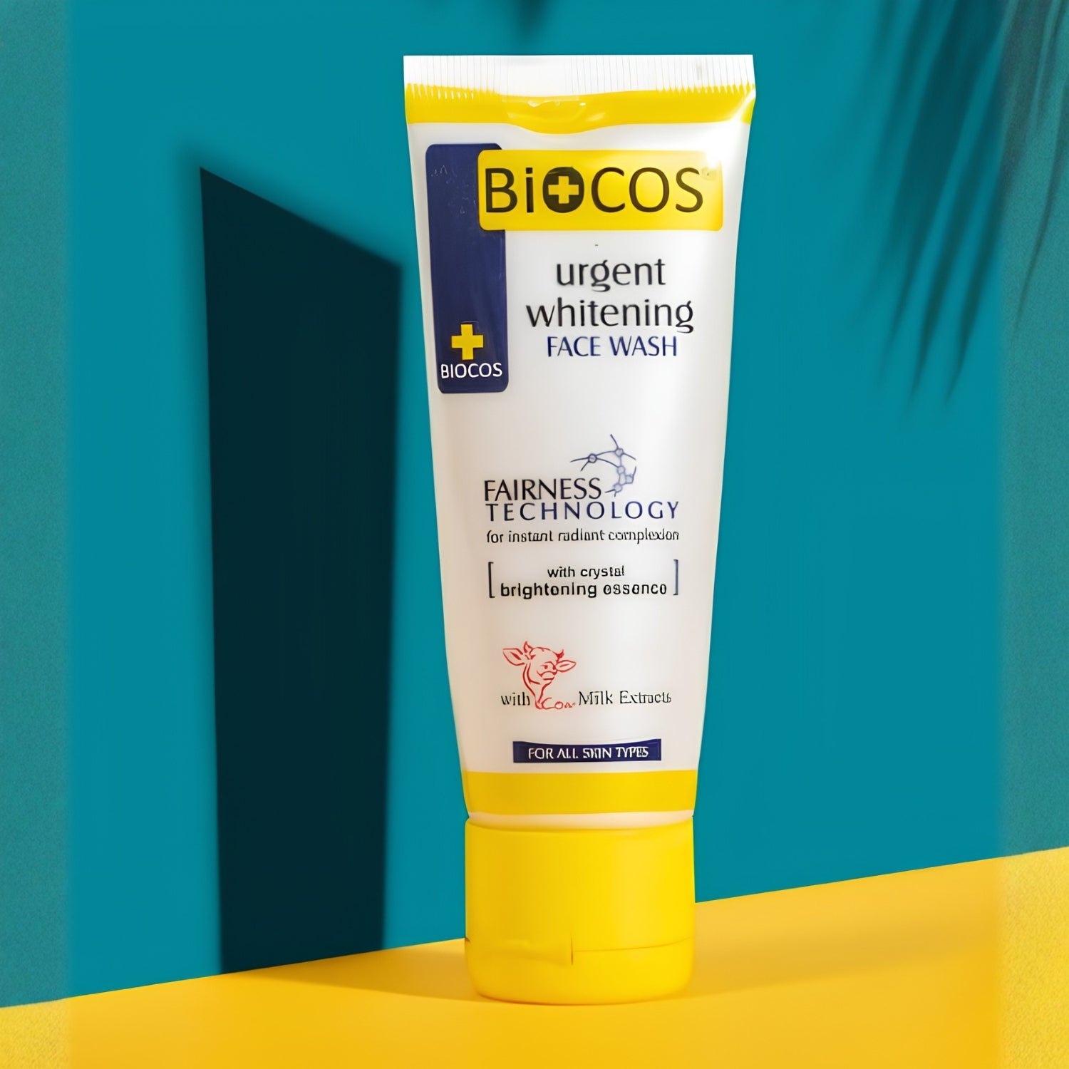 BIOCOS Urgent Whitening Face Wash with teal background